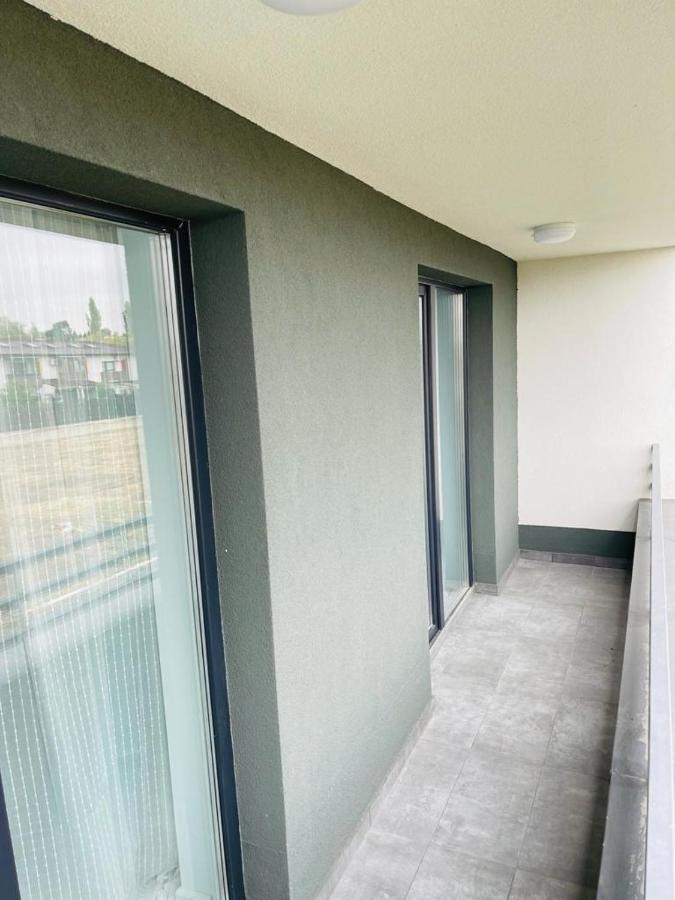 Galaxy Residence Villa Otopeni Eksteriør billede