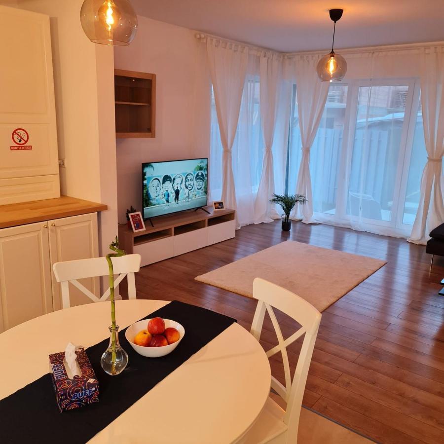 Galaxy Residence Villa Otopeni Eksteriør billede