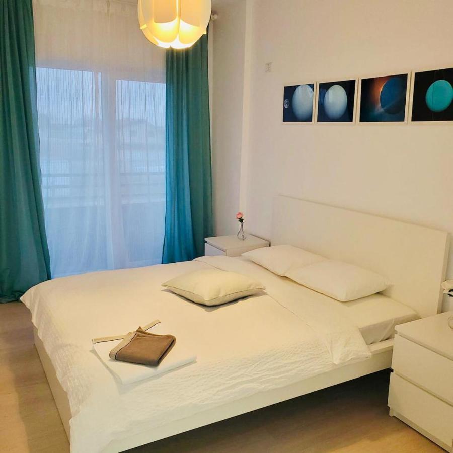 Galaxy Residence Villa Otopeni Eksteriør billede