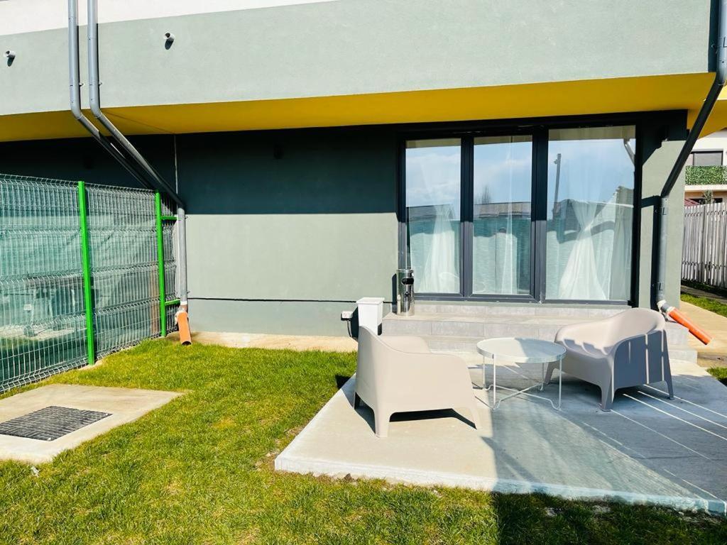 Galaxy Residence Villa Otopeni Eksteriør billede